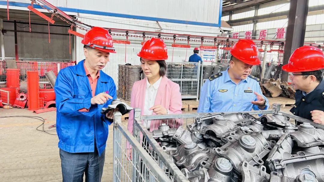 市場監管局黨組書記、局長焦玲帶隊赴我司調研回訪