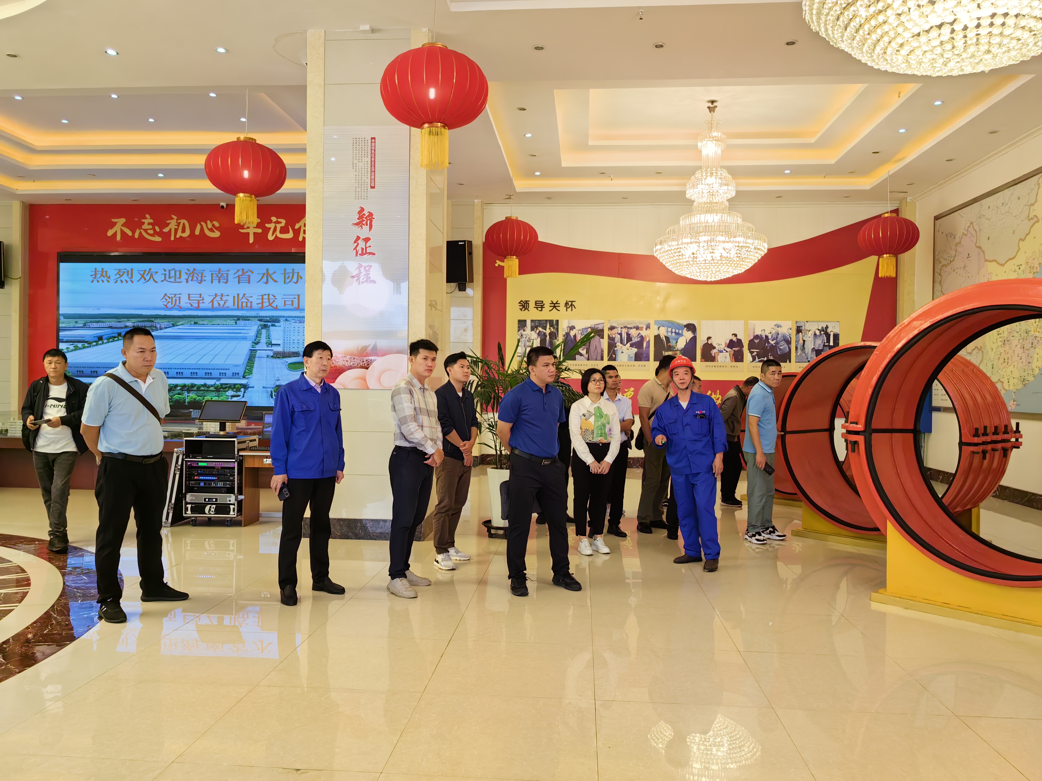 10月26日海南省水協及水司一行蒞臨我司參觀考察